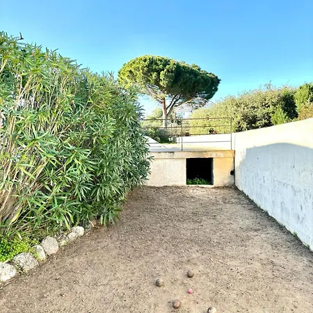 Les Oliviers Villa