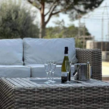 Les Oliviers Vila Monticello